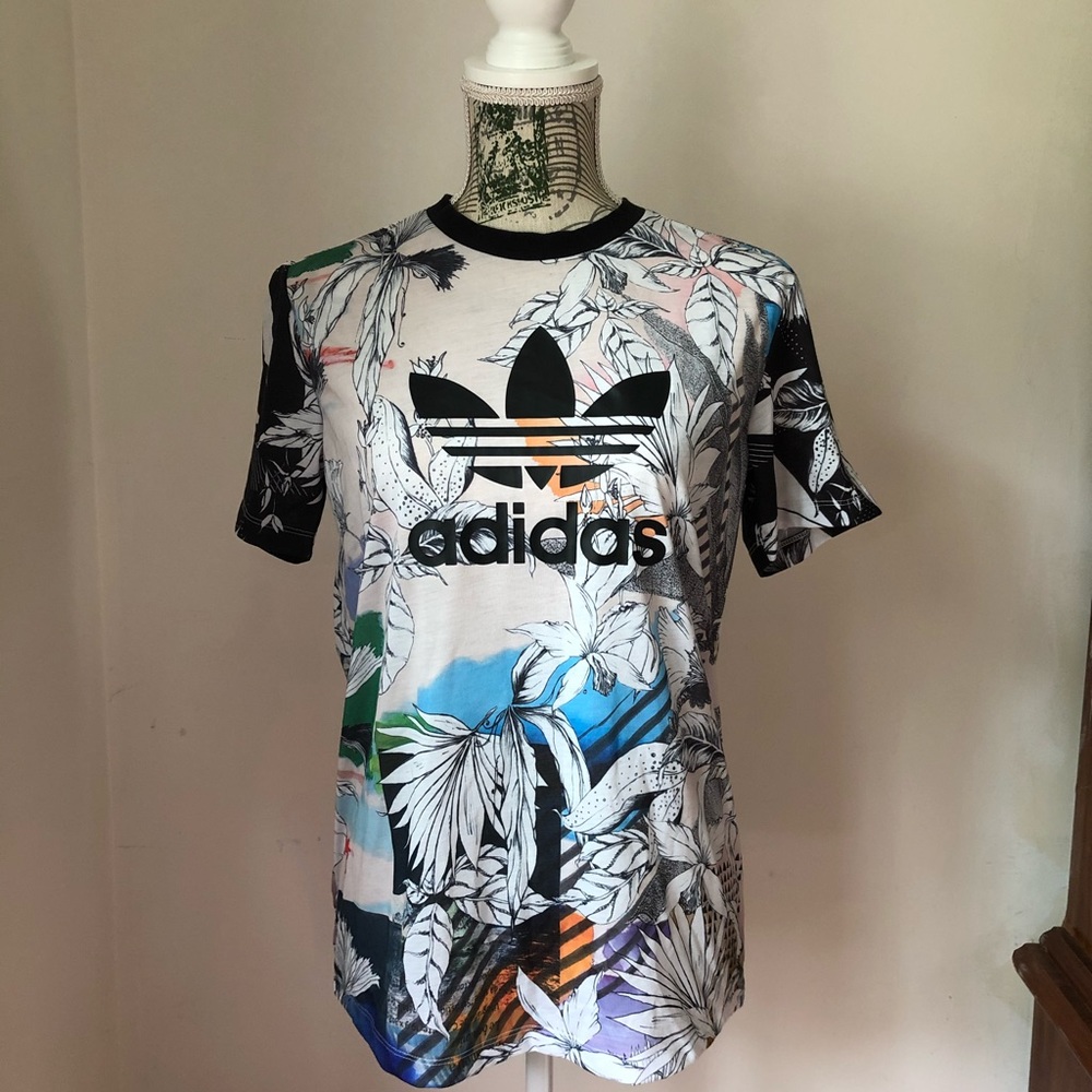 Adidas t shirt